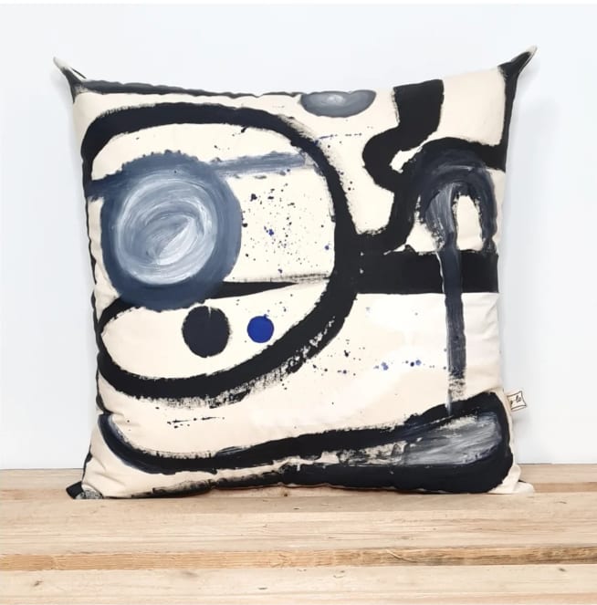 Abstract Eye